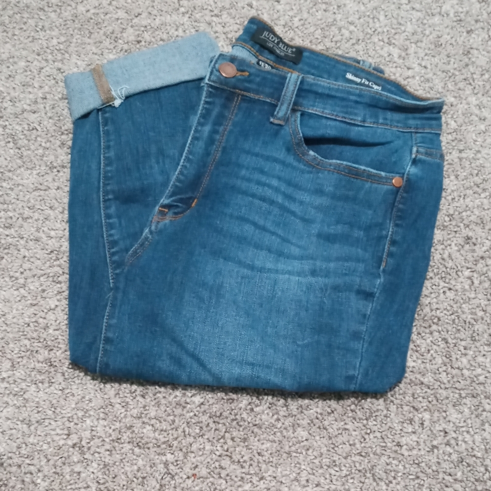 Judy Blue capris